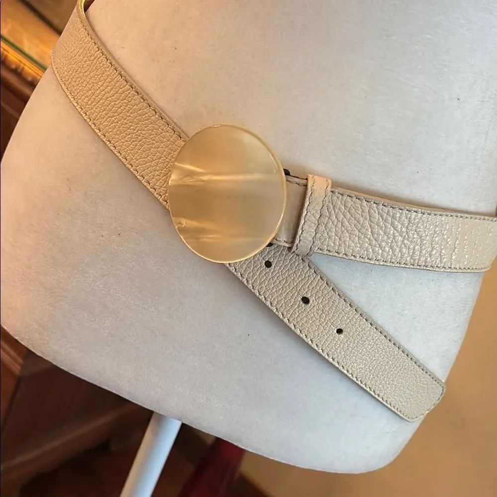 Vintage Tanner Beige Leather Belt with Pearl Buckle - M